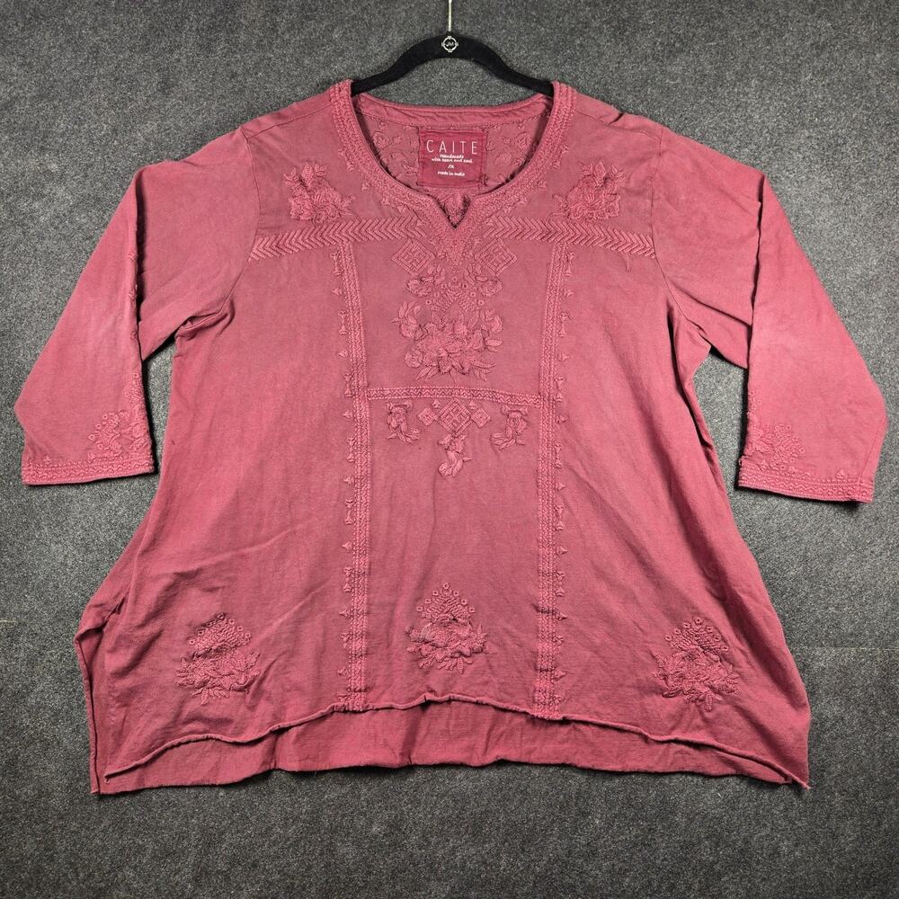 CAITE Embroidered Tunic Top 1X Dusty Pinkish Red 100% Cotton Split Hem